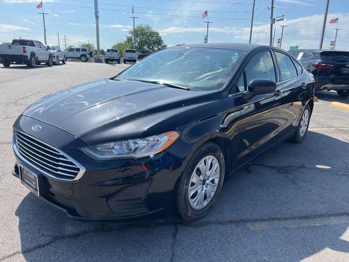 AGATE BLACK 2019 Ford Fusion S