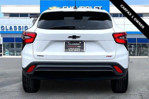 Summit White 2024 Chevrolet Trax FWD 1RS