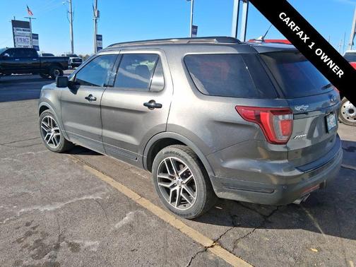 2018 Ford Explorer Sport