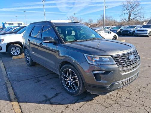 2018 Ford Explorer Sport