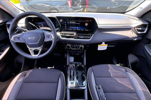Mosaic Black Metallic 2026 Chevrolet Trailblazer LT
