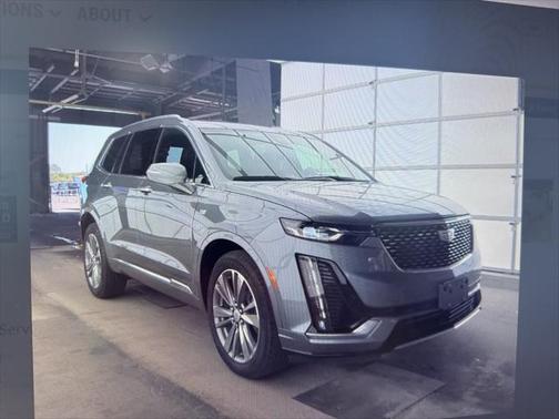 2022 Cadillac XT6 Premium Luxury AWD