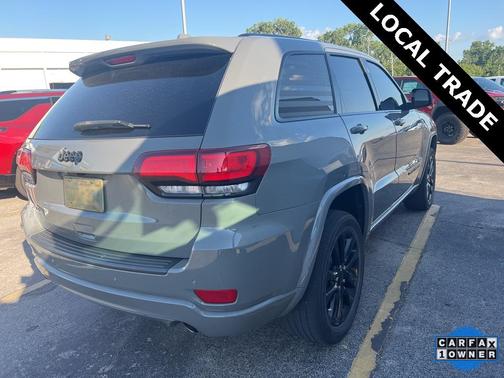 2021 Jeep Grand Cherokee Laredo