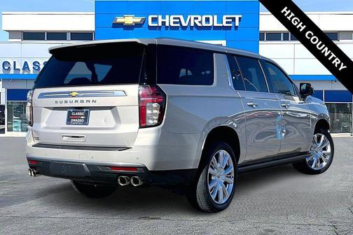 2022 Chevrolet Suburban 4WD High Country