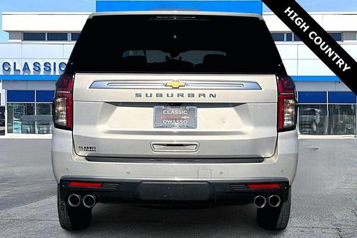 2022 Chevrolet Suburban 4WD High Country