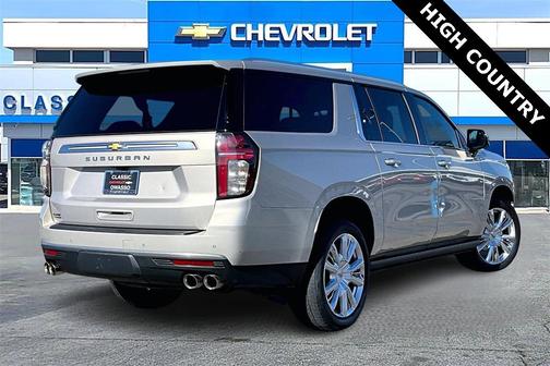 2022 Chevrolet Suburban 4WD High Country
