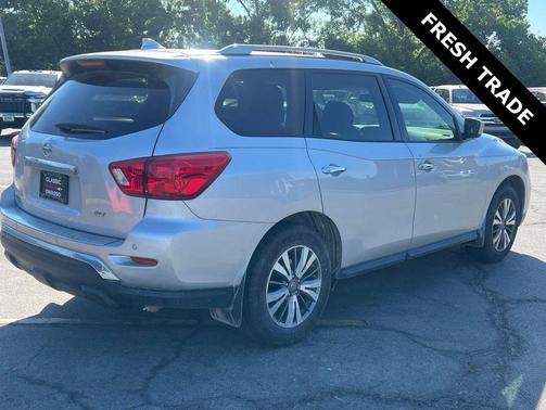Brilliant Silver Metallic 2020 Nissan Pathfinder SV 2WD