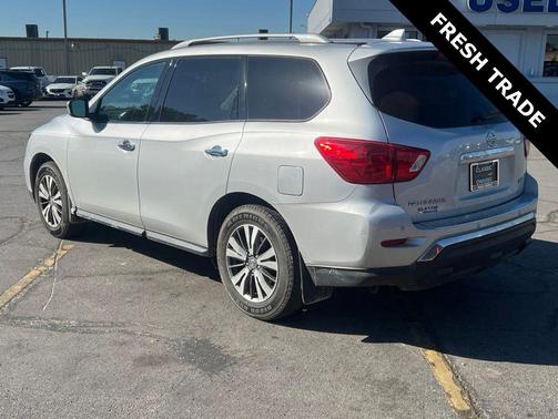 Brilliant Silver Metallic 2020 Nissan Pathfinder SV 2WD
