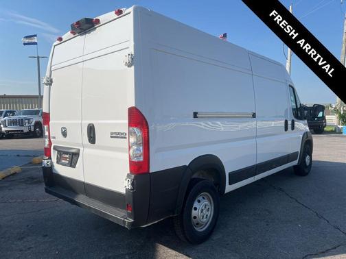 Bright White Clearcoat 2023 RAM ProMaster 2500 High Roof