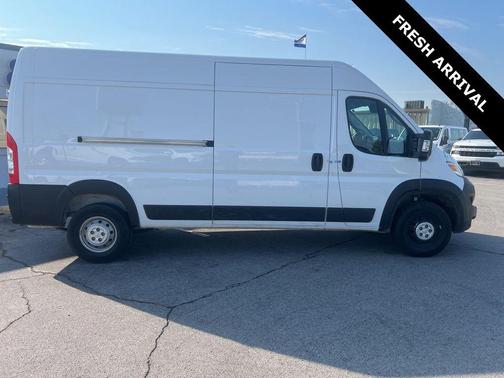 Bright White Clearcoat 2023 RAM ProMaster 2500 High Roof