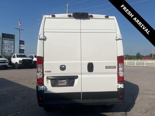 Bright White Clearcoat 2023 RAM ProMaster 2500 High Roof