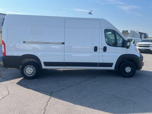 Bright White Clearcoat 2023 RAM ProMaster 2500 High Roof