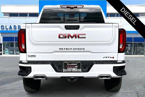 2025 GMC Sierra 1500 AT4