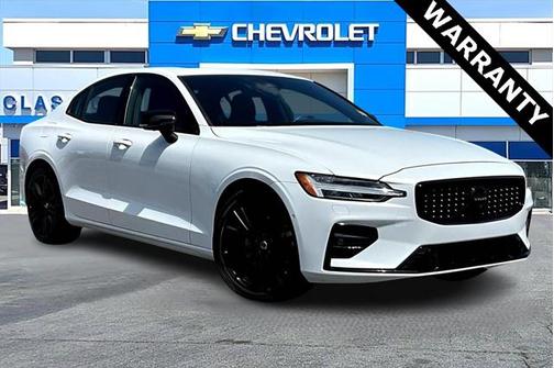 2024 Volvo S60 B5 Plus Black Edition