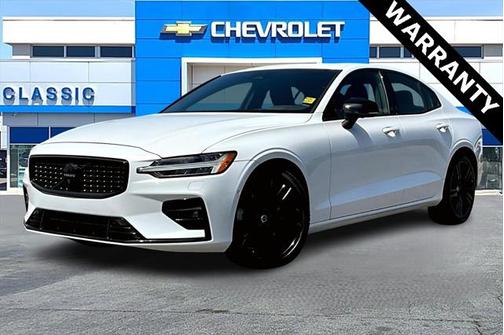 2024 Volvo S60 B5 Plus Black Edition