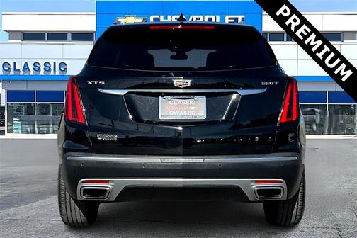 2021 Cadillac XT5 Premium Luxury
