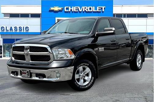 2017 RAM 1500 SLT