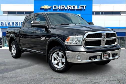2017 RAM 1500 SLT
