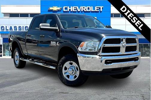 2017 RAM 2500 Tradesman Crew Cab 4x4 6'4' Box