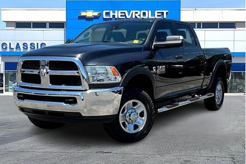 2017 RAM 2500 Tradesman Crew Cab 4x4 6'4' Box