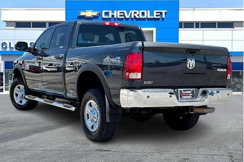 2017 RAM 2500 Tradesman Crew Cab 4x4 6'4' Box