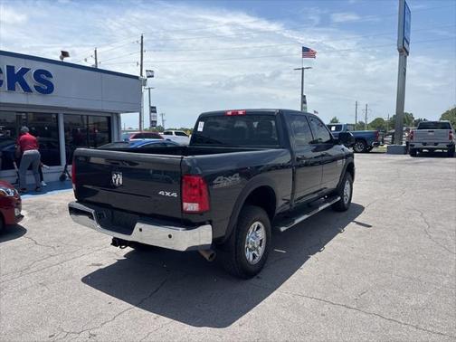 2017 RAM 2500 Tradesman Crew Cab 4x4 6'4' Box