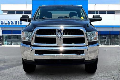 2017 RAM 2500 Tradesman Crew Cab 4x4 6'4' Box
