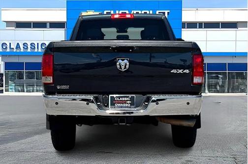2017 RAM 2500 Tradesman Crew Cab 4x4 6'4' Box