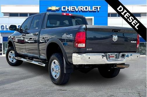 2017 RAM 2500 Tradesman Crew Cab 4x4 6'4' Box