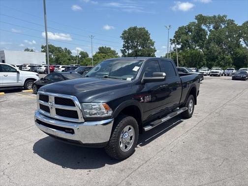 2017 RAM 2500 Tradesman Crew Cab 4x4 6'4' Box