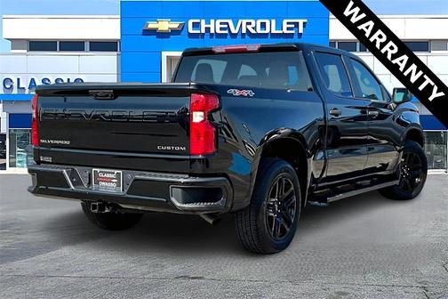 2023 Chevrolet Silverado 1500 Custom