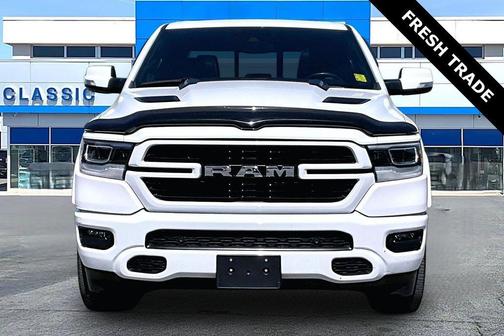 Bright White Clearcoat 2022 RAM 1500 Laramie