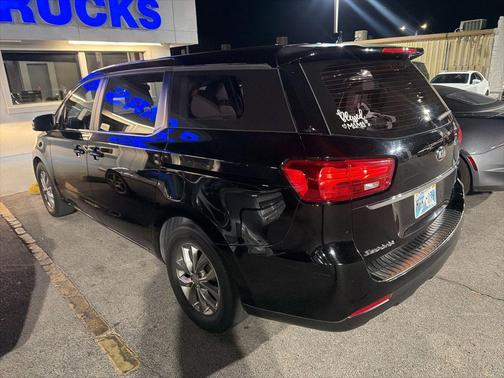 2020 Kia Sedona L