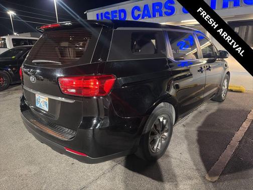 2020 Kia Sedona L
