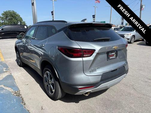 Sterling Gray Metallic 2024 Chevrolet Blazer 2LT