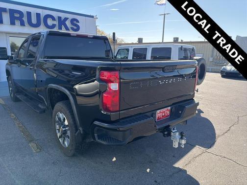2022 Chevrolet Silverado 2500 Custom