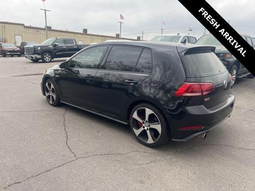 Deep Black 2019 Volkswagen Golf GTI 2.0T S 4-Door