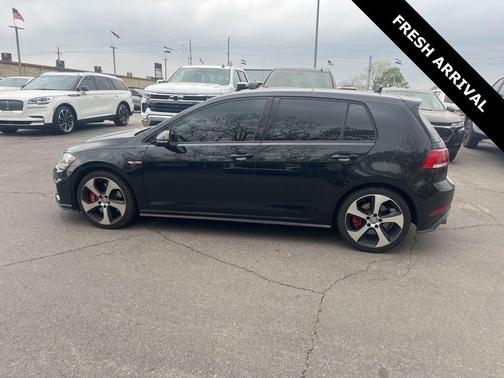 Deep Black 2019 Volkswagen Golf GTI 2.0T S 4-Door