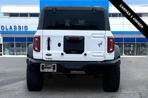 OXFORD WHITE 2024 Ford Bronco Badlands