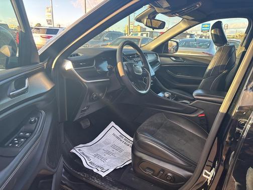 2024 Jeep Grand Cherokee Altitude