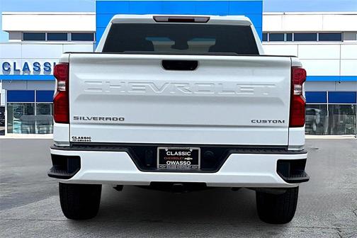 2024 Chevrolet Silverado 1500 Custom