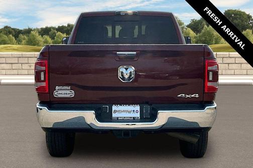 Delmonico Red Pearlcoat 2022 RAM 3500 Longhorn