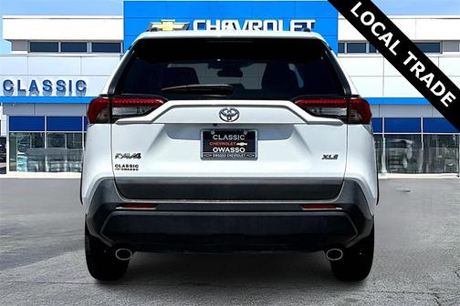 2020 Toyota RAV4 XLE