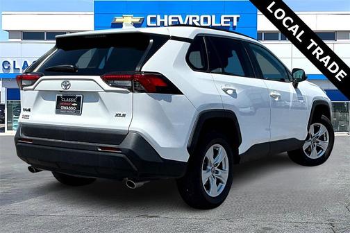 2020 Toyota RAV4 XLE