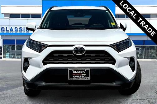2020 Toyota RAV4 XLE