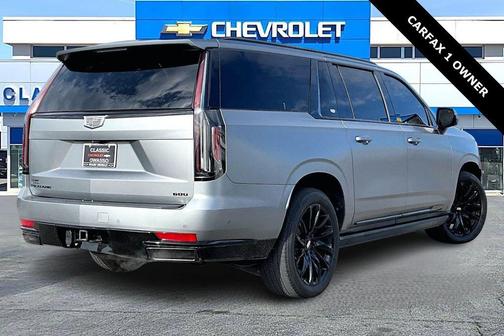 2023 Cadillac Escalade ESV Sport Platinum