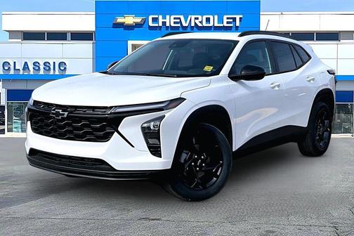 Summit White 2026 Chevrolet Trax LT