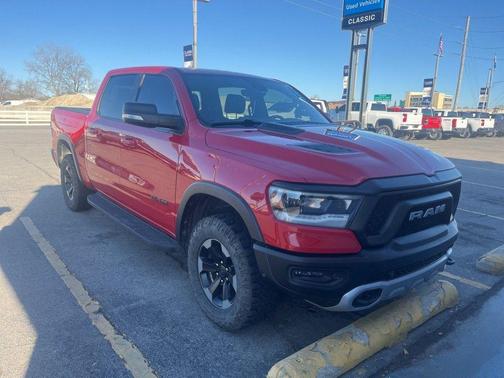 Flame Red Clearcoat 2019 RAM 1500 Rebel