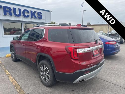 2023 GMC Acadia AWD SLT