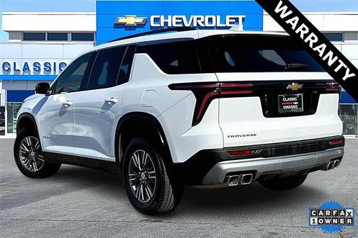2025 Chevrolet Traverse LT